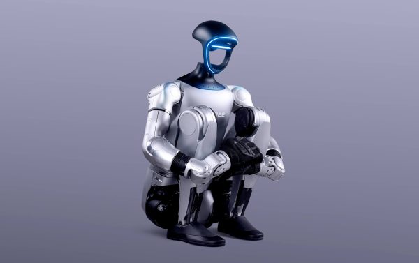 Unitree R1